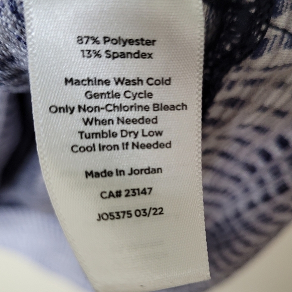 T By Talbots Cowl Neck Pullover Sz L Navy/White Chevron Preppy Casual - Picture 8 of 8